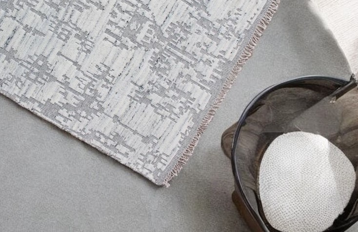 Silver Mist Hand-Knotted Rug - Image 2