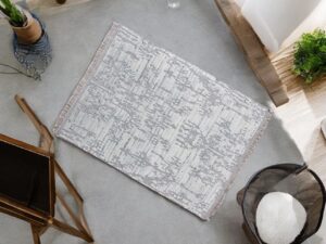 Silver Mist Hand-Knotted Rug